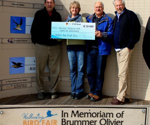 APSS receives donation